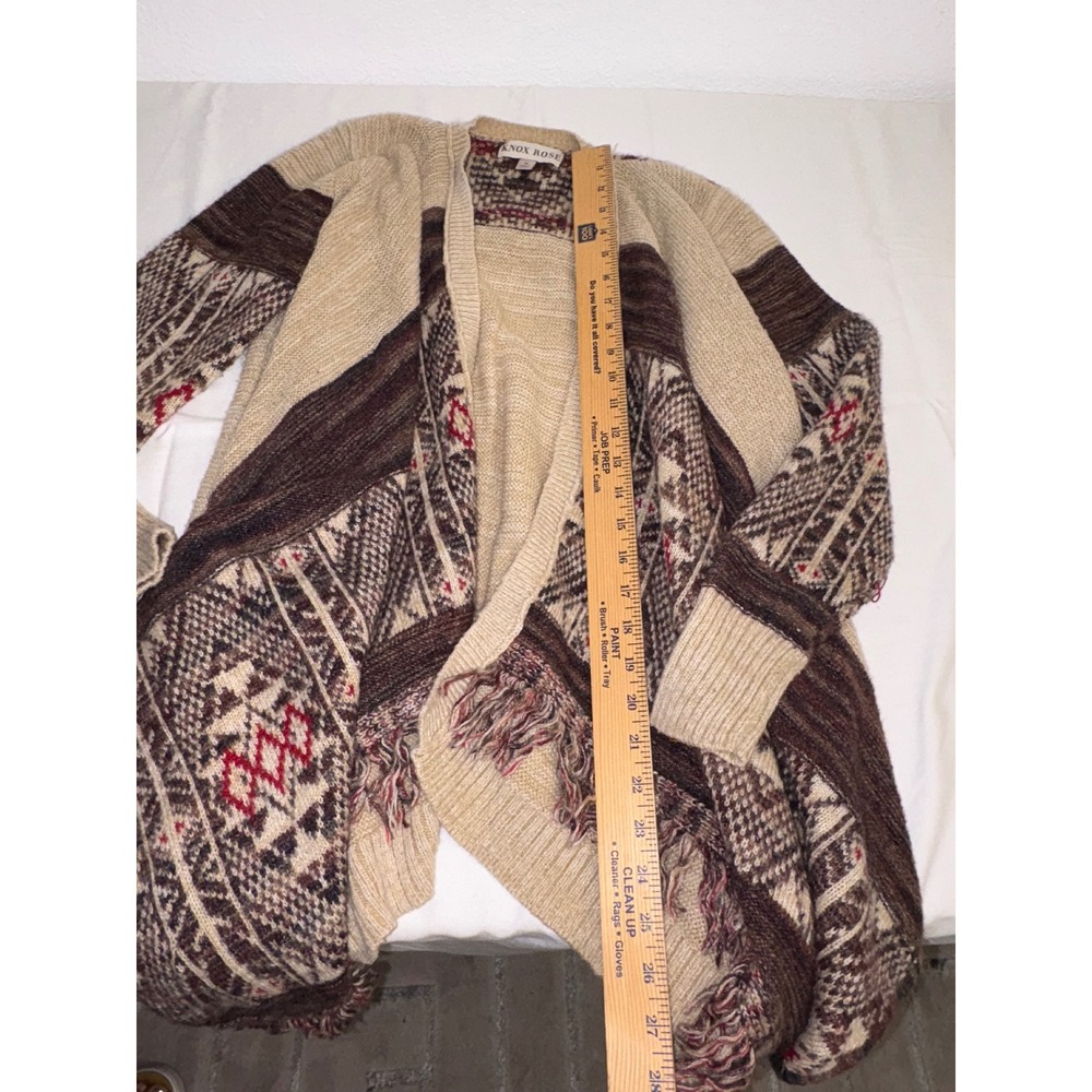 Knox Rose Women's Beige Southwestern Tribal Fringe Cardigan Sweater - Picture 7 of 9
